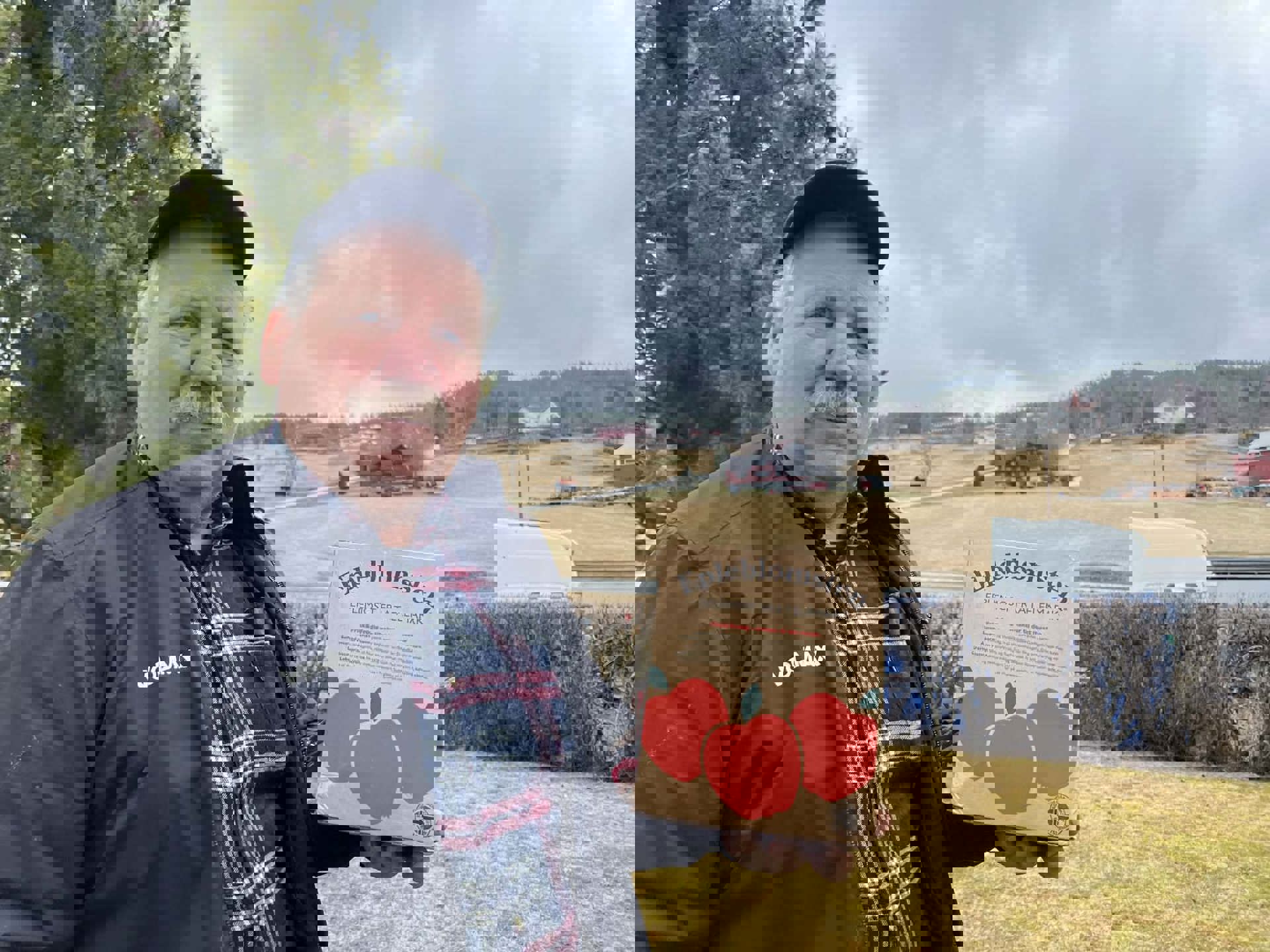 Tok en pall på strak arm